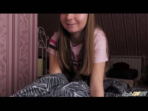 ❤️ Blondinė giliai čiulpia savo BFF ir gauna spermos į burną ☑ Dulkinimo video prie mūsų lt.sexafinkarasskaz.ru ﹏
